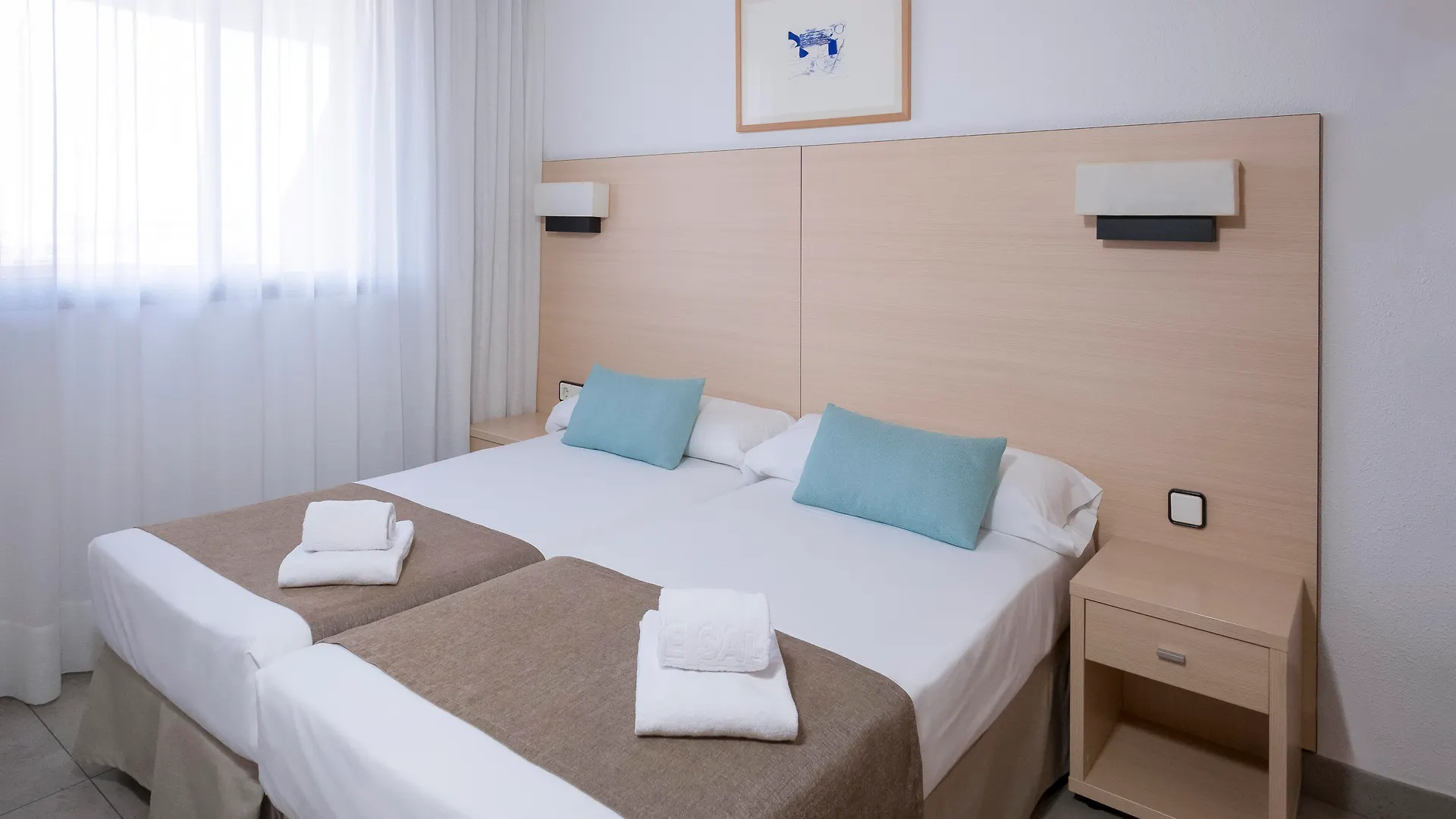 Apartaments Cye Salou 0*,  Spain